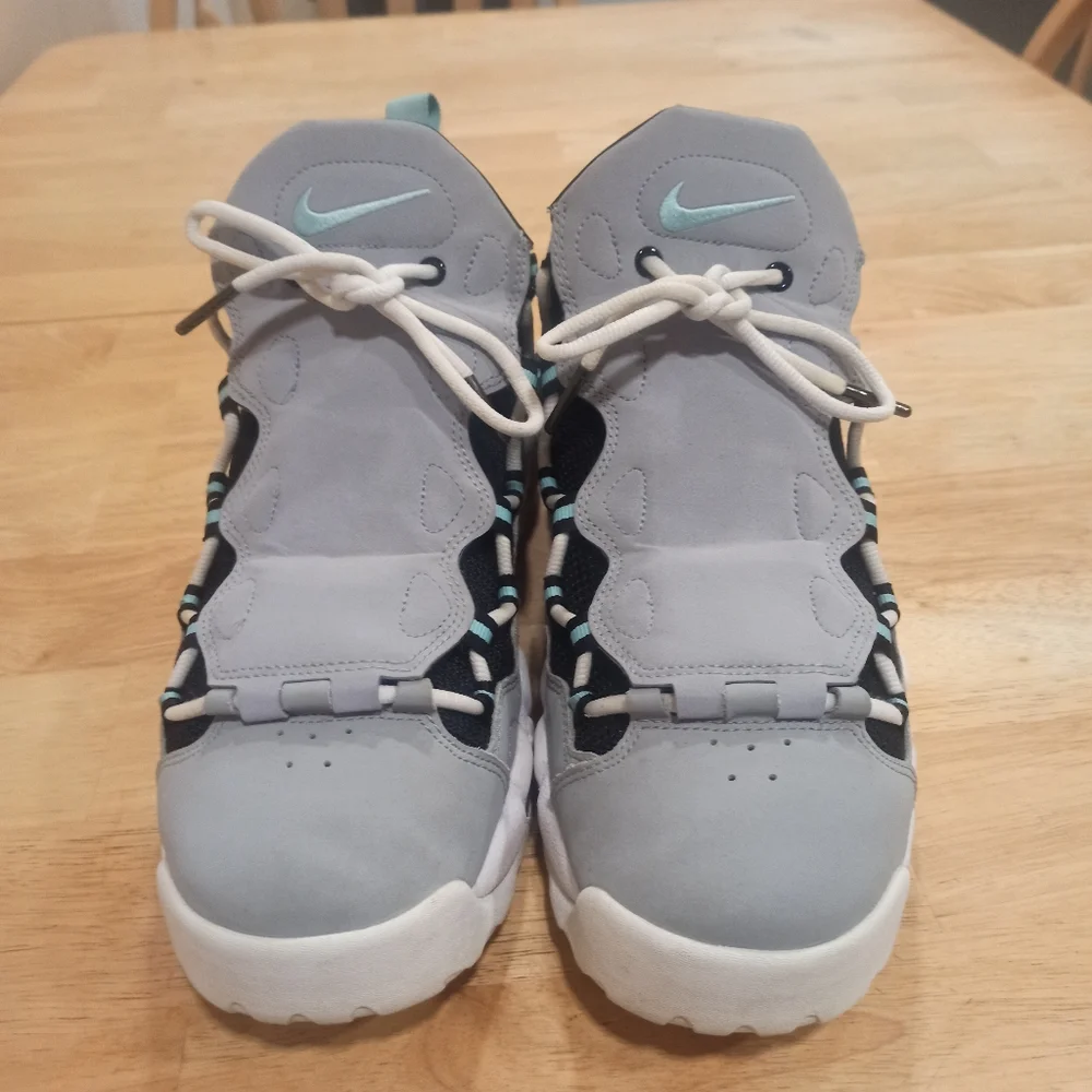 Nike Air More Money Island Green Wolf Grey size 10 - Picture 2 of 13
